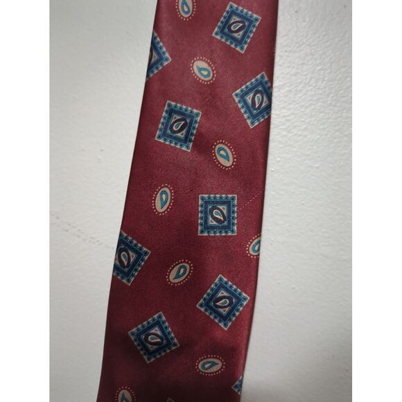 The American Edition Collection Mens Red And Beige Paisley Tie - Picture 2 of 7